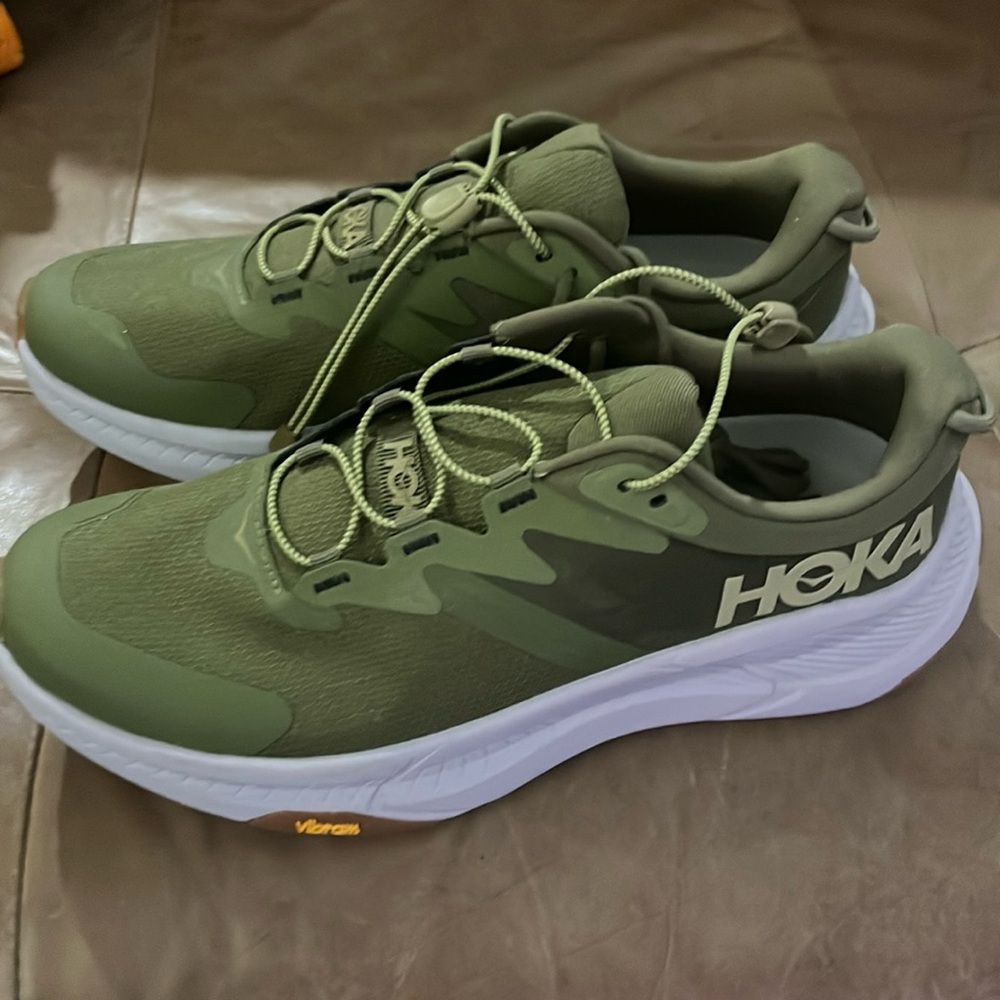 Hoka Transport